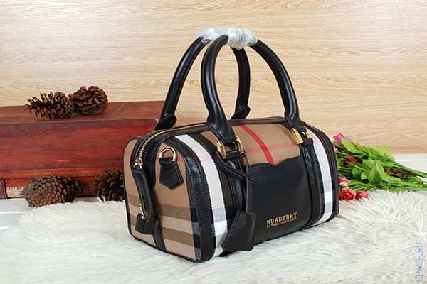 Женская сумочка