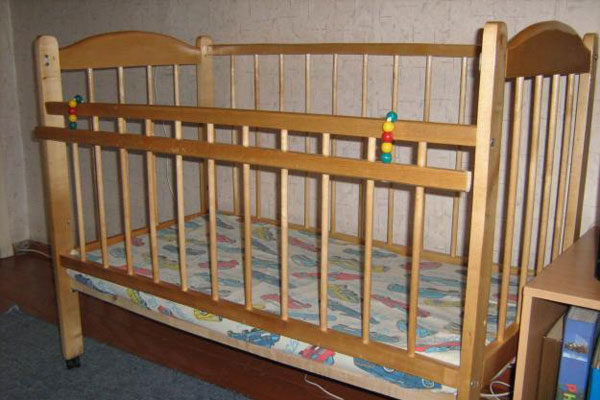 Детские кроватки