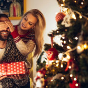 Каким подарком порадовать любимого