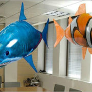 Игрушка летающие рыбы